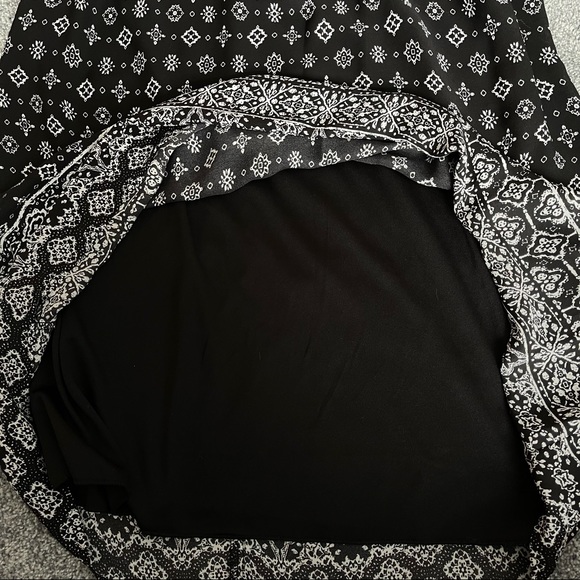 Speechless Black Print Sleeveless High Neck Dress Size Medium - Picture 10 of 10